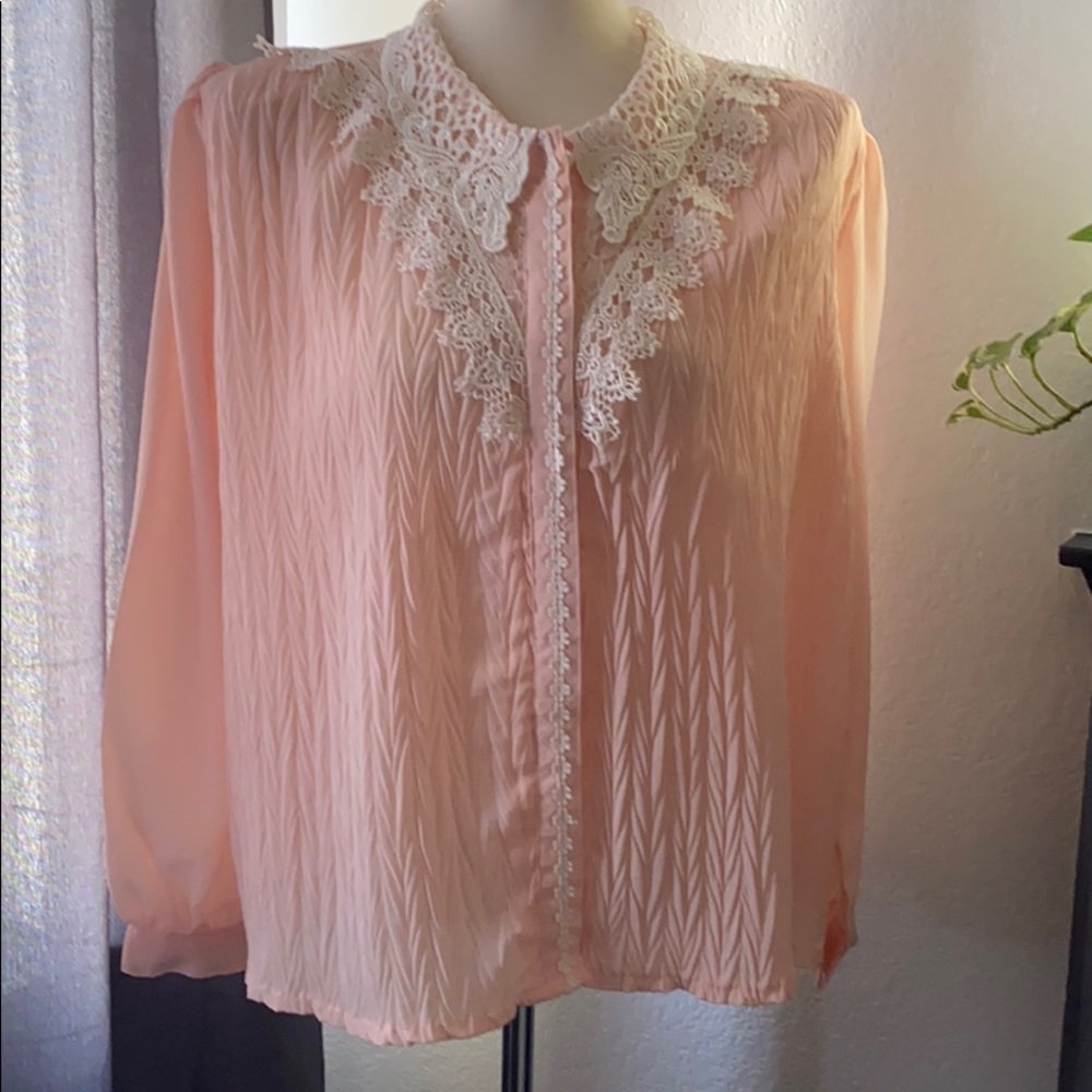 💚SOLD Vintage Lace bib blouse